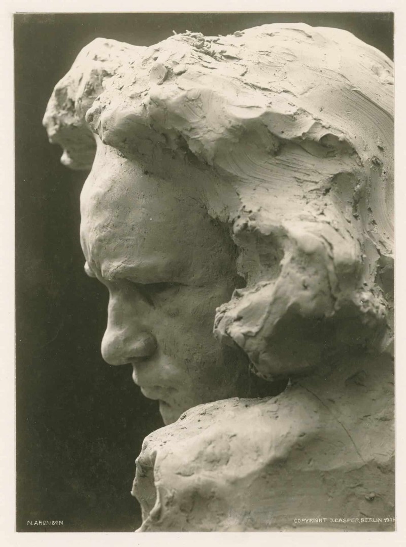 foto van gipsmodel voor buste Beethoven